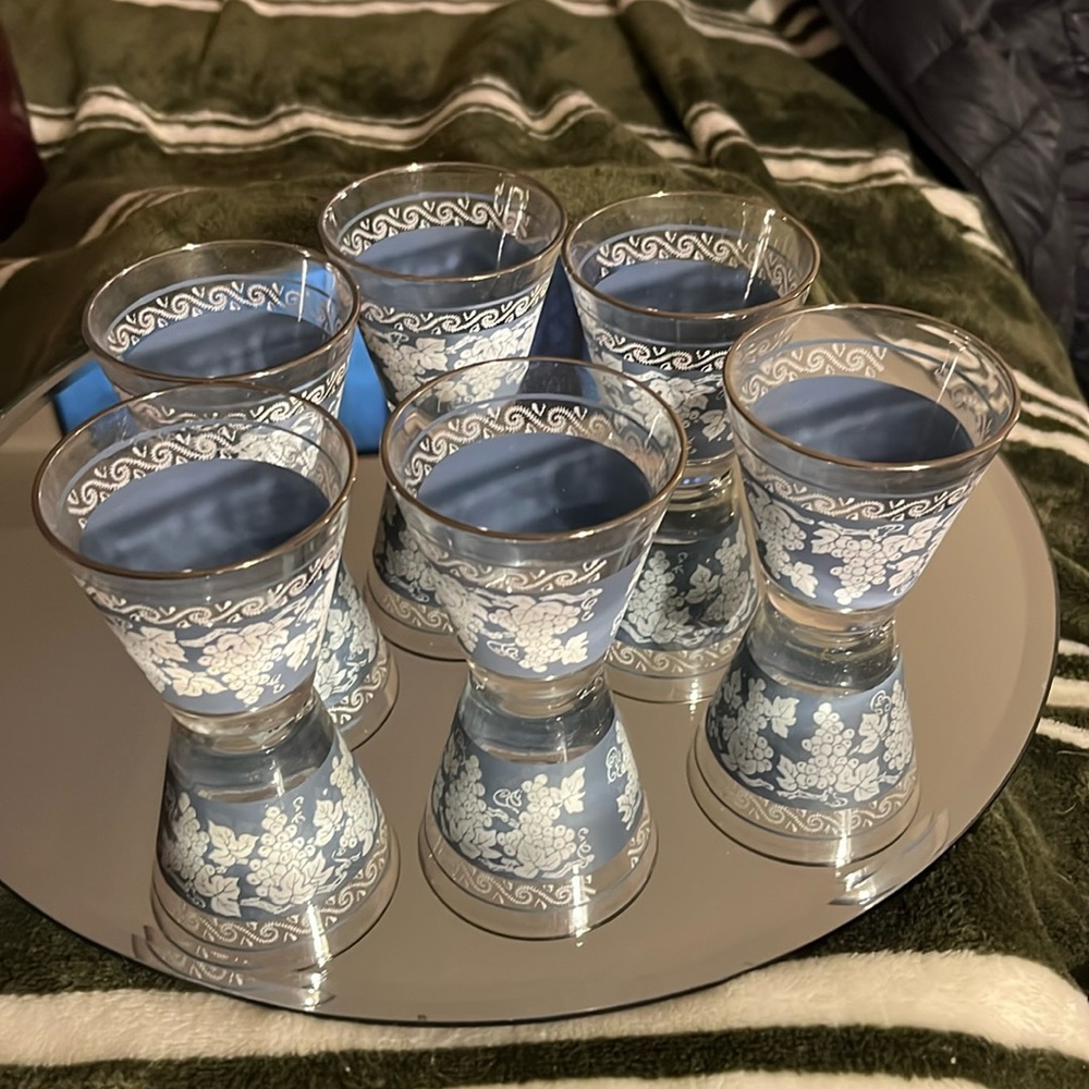 Vintage Anchor Hocking grape pattern shot glasses set of 6